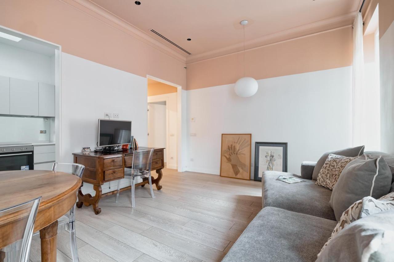 Appartamento Fontana di Trevi!! Comfy&Elegant 2bed 2bath Roma Esterno foto
