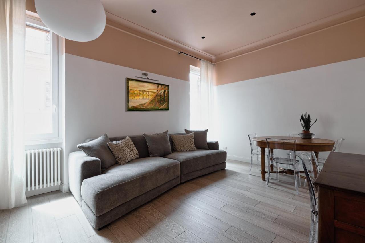 Appartamento Fontana di Trevi!! Comfy&Elegant 2bed 2bath Roma Esterno foto