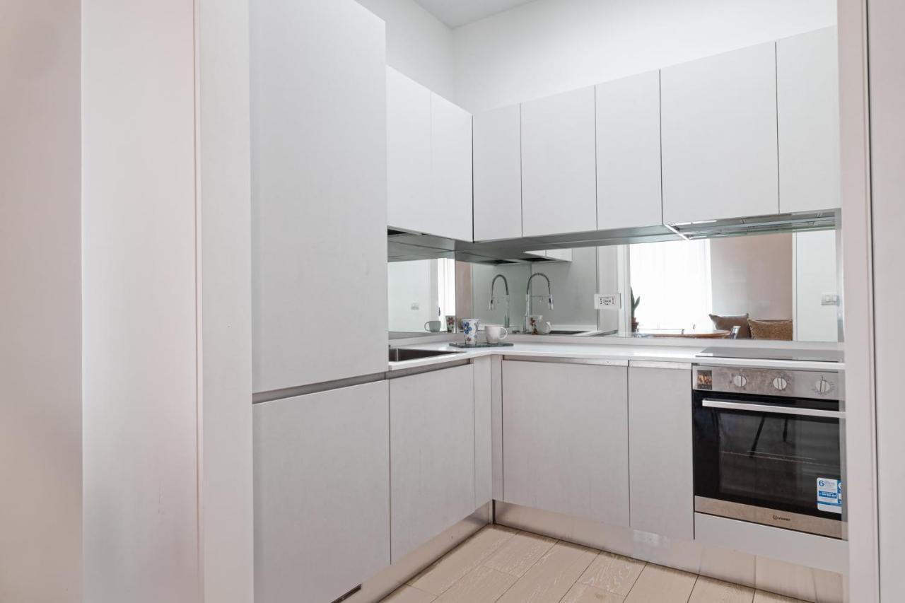Appartamento Fontana di Trevi!! Comfy&Elegant 2bed 2bath Roma Esterno foto