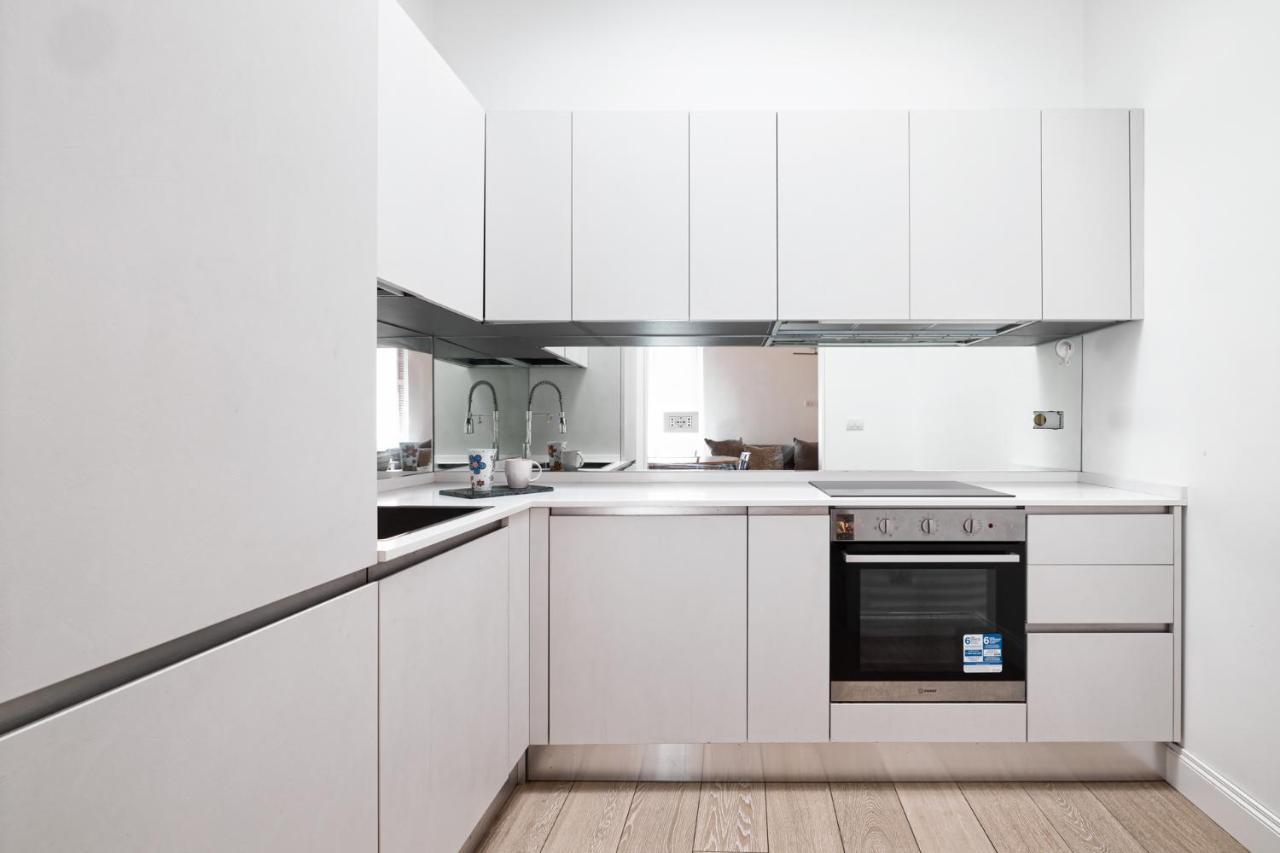 Appartamento Fontana di Trevi!! Comfy&Elegant 2bed 2bath Roma Esterno foto