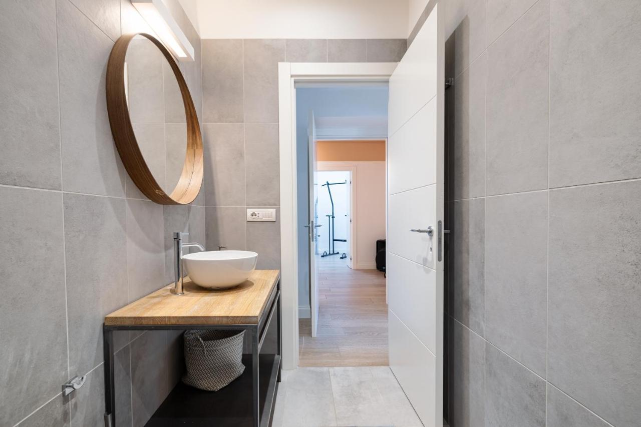 Appartamento Fontana di Trevi!! Comfy&Elegant 2bed 2bath Roma Esterno foto